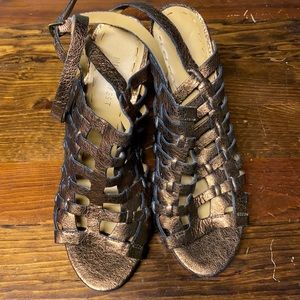 Nine West Women’s platform Shoes Shine Brown Color